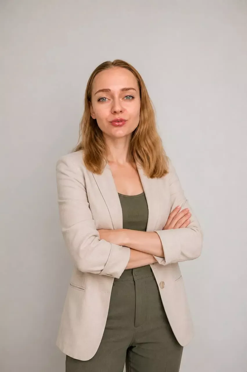 Сушан Олена